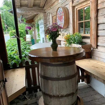 's Gasthaeusl Kirchberg in Tirol