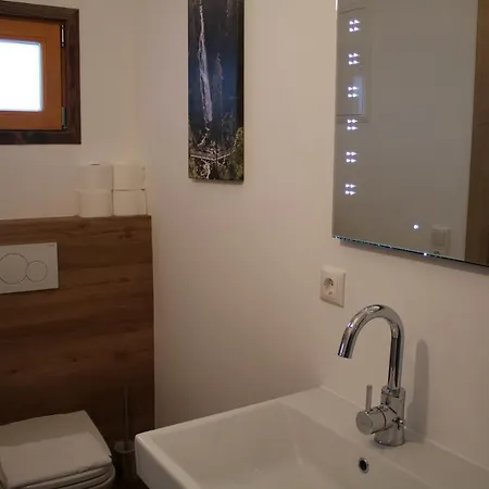 's Gasthaeusl * קירשברג אין טירול